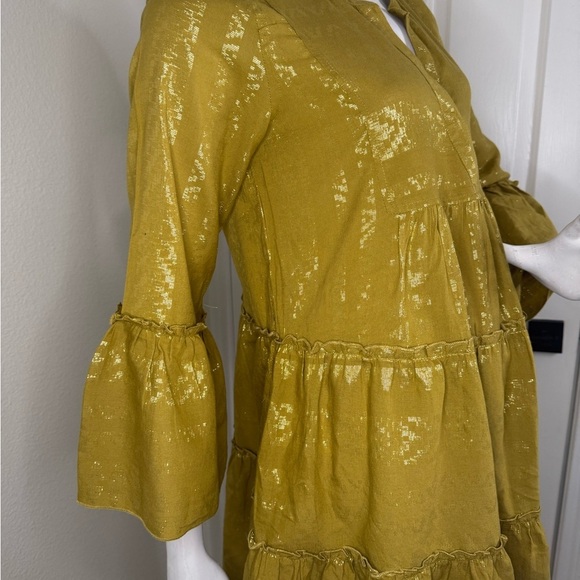 Elan Elegant Gold Tiered Dress Size Medium.   #318 - Picture 6 of 17